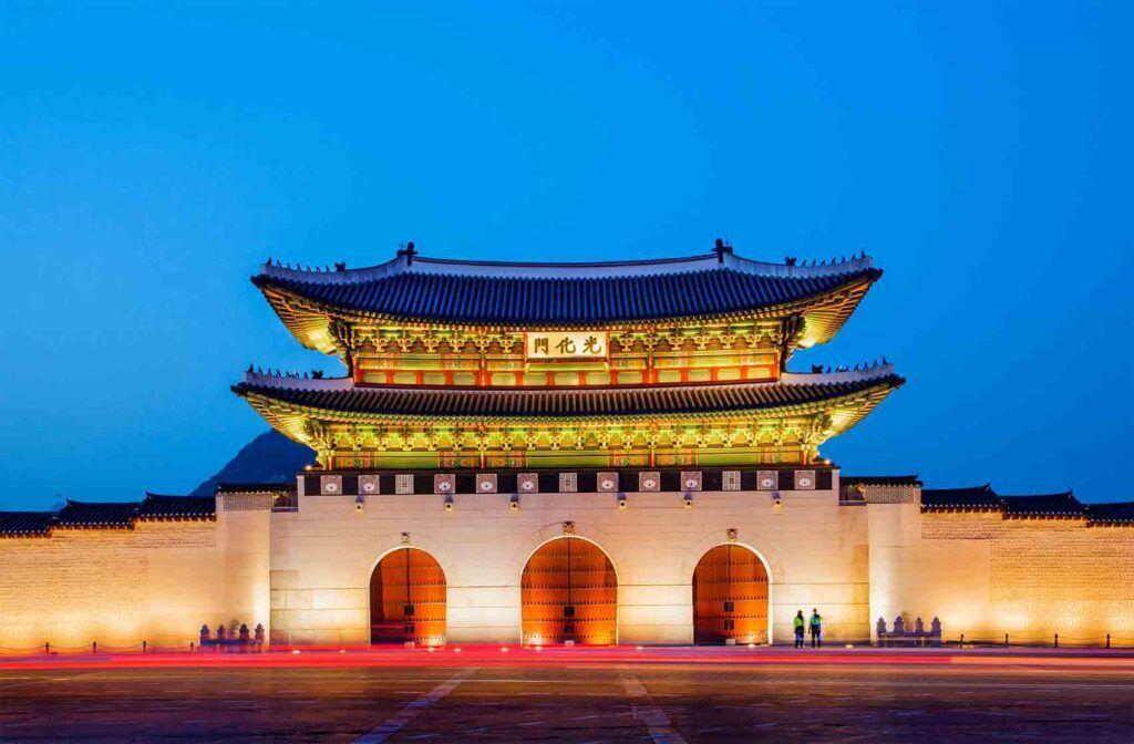 cung-dien-Gyeongbokgung-du-lich-Seoul.jpeg